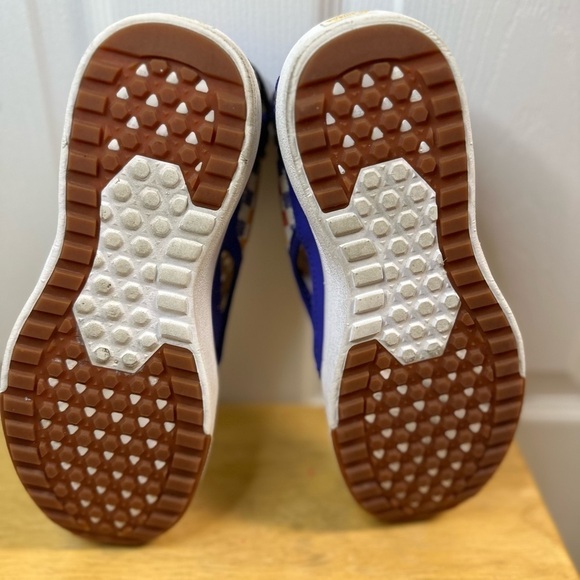 Vans Ultracush Velcro Closure Shoes Size 5 (Women’s) - Picture 6 of 10